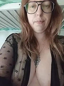 TheBlueDoll Adlı Modelin Canlı XXX Sohbeti