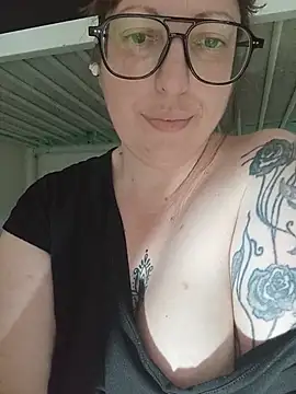 Dunnitta's Webcam Show