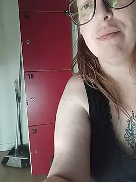 Dunnitta's Live XXX Chat