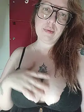 XXX chat uživo modela Dunnitta