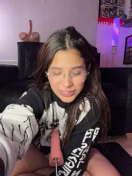 crystal_bunny7's Live XXX Chat
