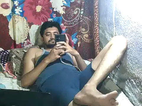 ROCOGUJUBULL Chat XXX in diretta
