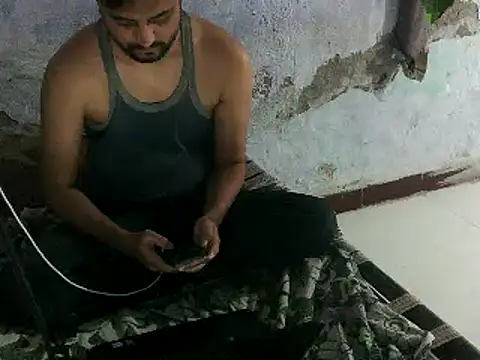 ROCOGUJUBULL's Webcam Show