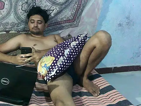 ROCOGUJUBULL Webcam-Show