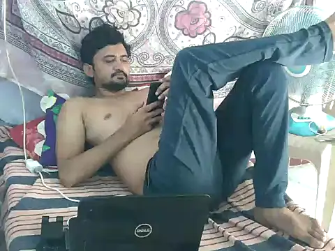ROCOGUJUBULL Webcam Show