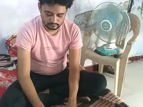 ROCOGUJUBULL Webcam show