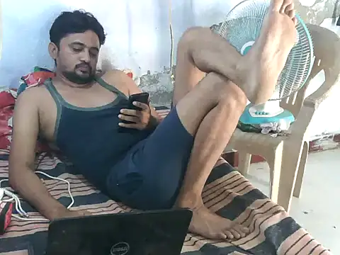 ROCOGUJUBULL's Webcam Show