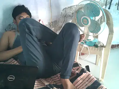 ROCOGUJUBULL's Webcam Show