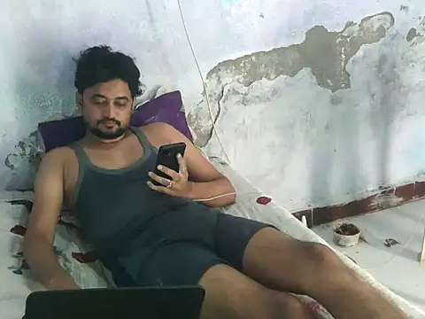 ROCOGUJUBULL's Webcam Show