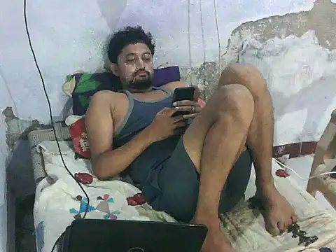 ROCOGUJUBULL Chat XXX in diretta