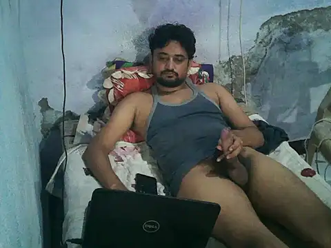 ROCOGUJUBULL webcam show