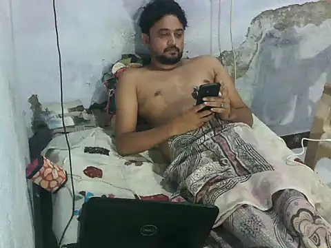 ROCOGUJUBULL's Webcam Show