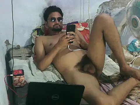ROCOGUJUBULL's Webcam Show