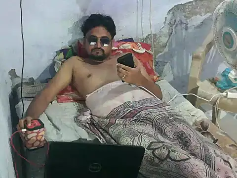 ROCOGUJUBULL's Webcam Show