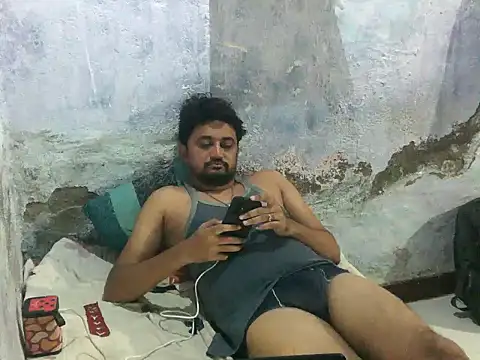 ROCOGUJUBULL Webcam show