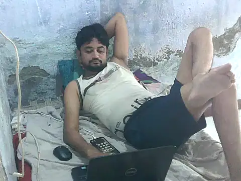 Chat +18 de ROCOGUJUBULL ao vivo