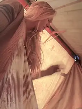 عرض كام GoldenFlameGoddess