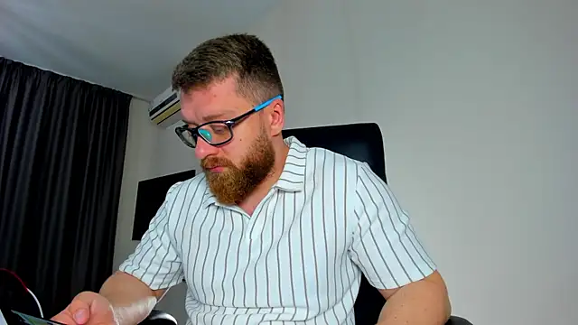 Вебкам-шоу Findom_guy