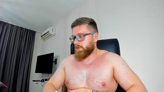 Findom_guy: διαδικτυακό σόου στην κάμερα
