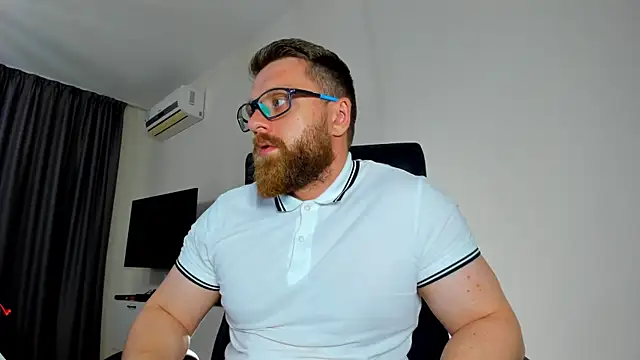 Živý XXX chat Findom_guy