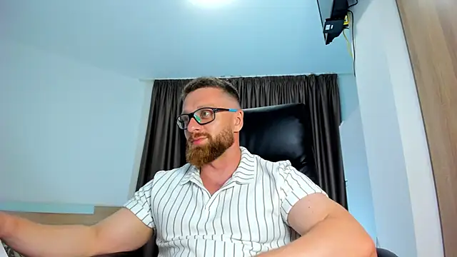 Webkamerová show Findom_guy