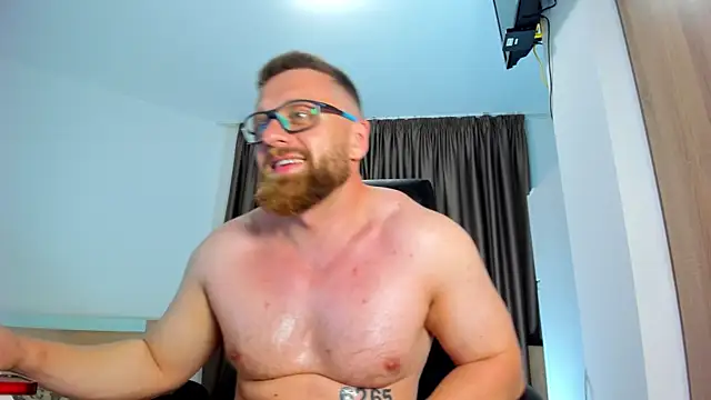 Show modela Findom_guy na web-kameri