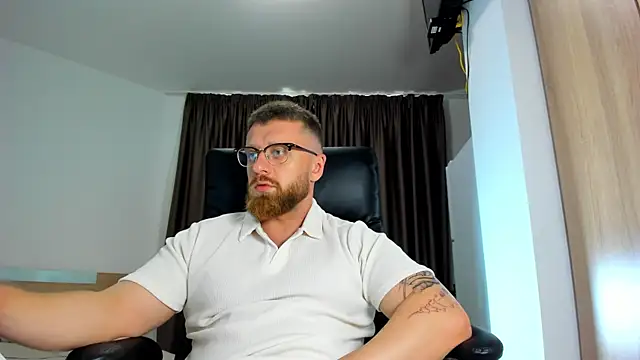 Webkamerová show Findom_guy