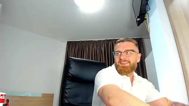 Webkamerová show Findom_guy