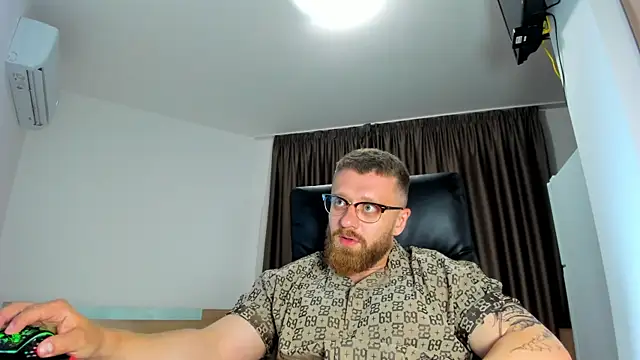 Findom_guy Webcam show