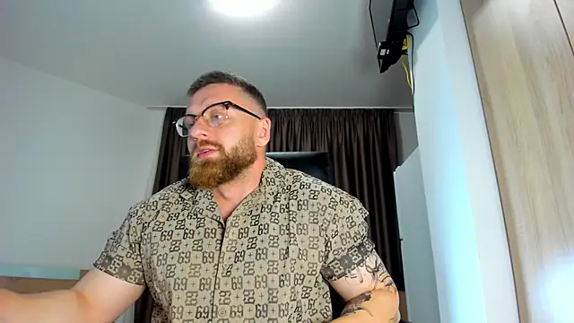 Webkamerová show Findom_guy