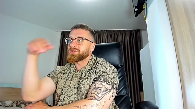 Webkamerová show Findom_guy