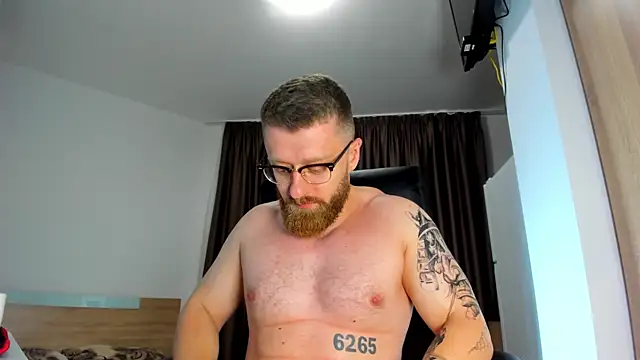 Вебкам-шоу Findom_guy