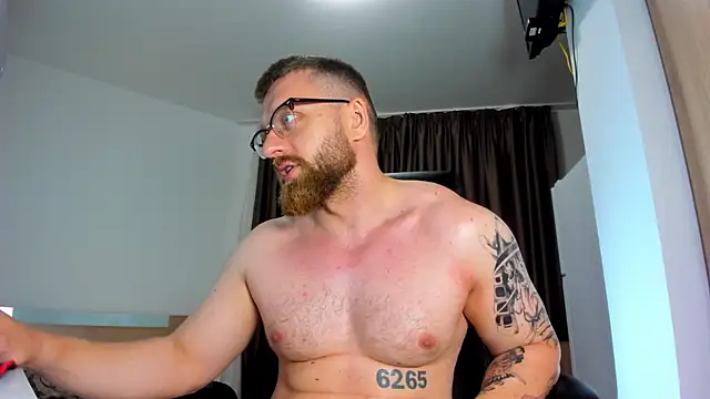 Findom_guy's Webcam Show