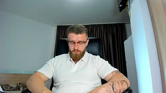Findom_guy Pertunjukan Webcam