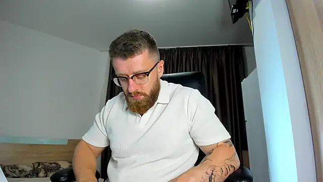 Webkamerová show Findom_guy