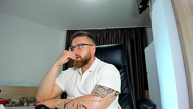 Webkamerová show Findom_guy
