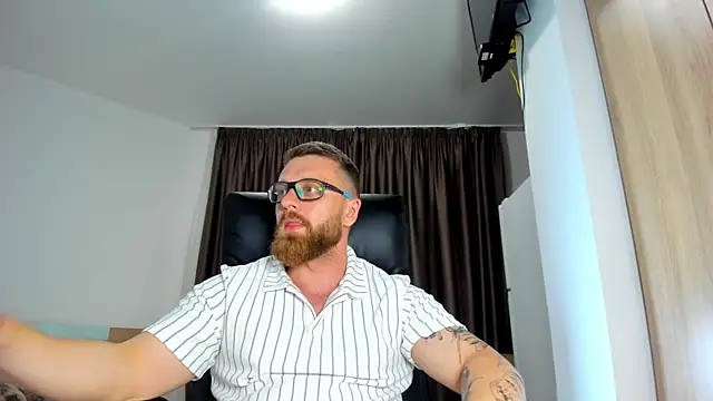 Webkamerová show Findom_guy