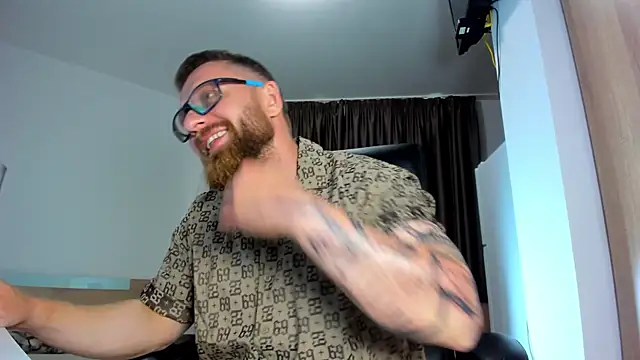 Webkamerová show Findom_guy