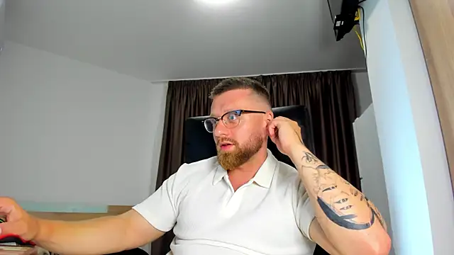 Findom_guy: απευθείας συνομιλία ΧΧΧ