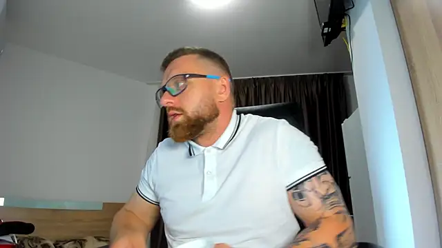Webkamerová show Findom_guy