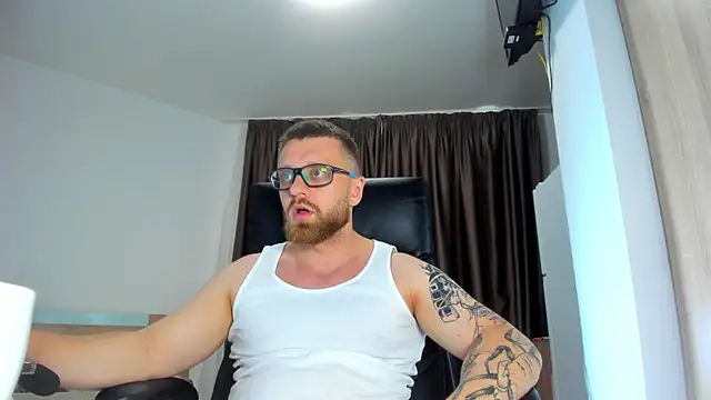 Webkamerová show Findom_guy