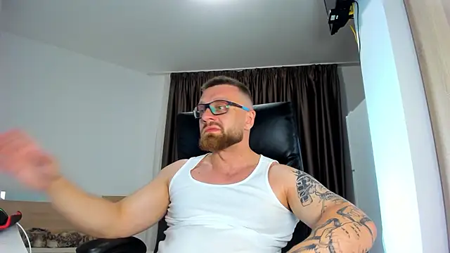 Webkamerová show Findom_guy