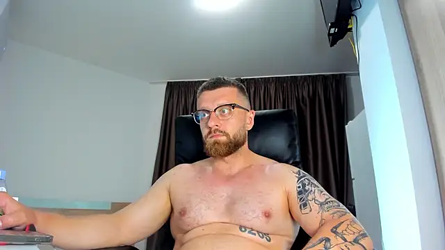 Webkamerová show Findom_guy