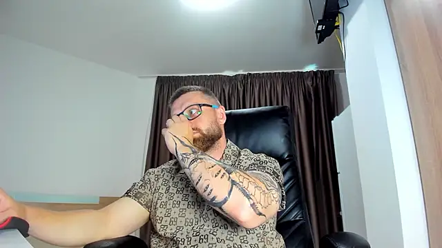 Findom_guy ওয়েবক্যাম শো