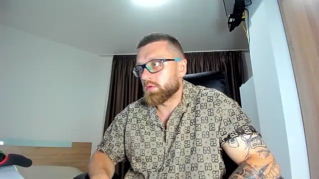 Вебкам-шоу Findom_guy