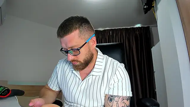 Findom_guy – Kamerová šou