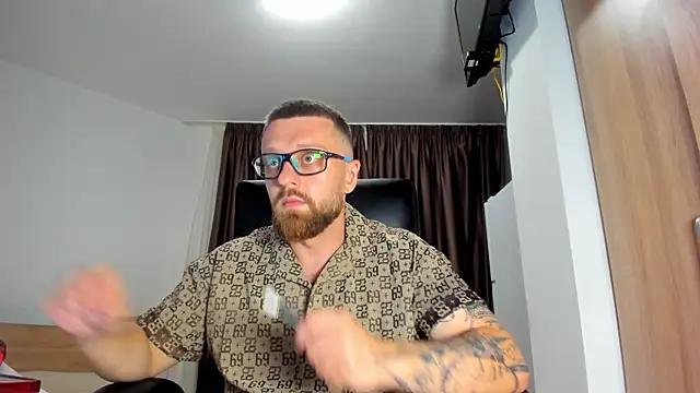 Вебкам-шоу Findom_guy