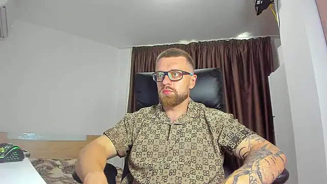 Webkamerová show Findom_guy