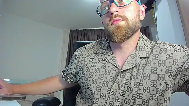 Findom_guy 网络视讯表演