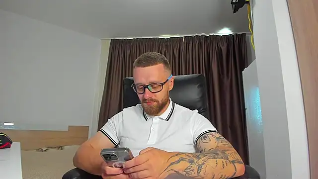 Pertunjukan Kamera Web Findom_guy